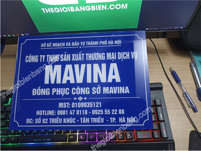 biển mica công ty mavina
