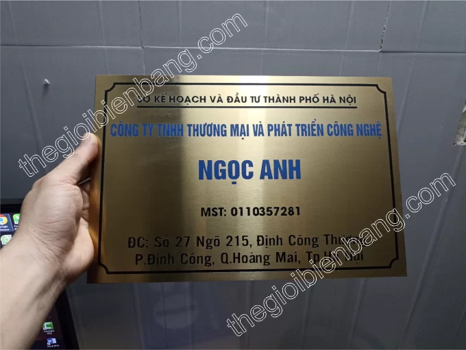 bảng inox công ty