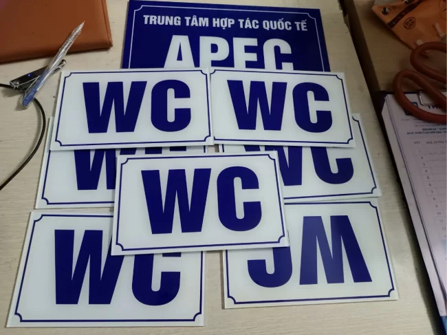 biển phòng wc