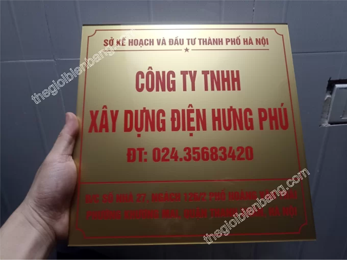 biển mica công ty hưng phú