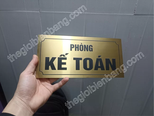 biển tên phòng ban