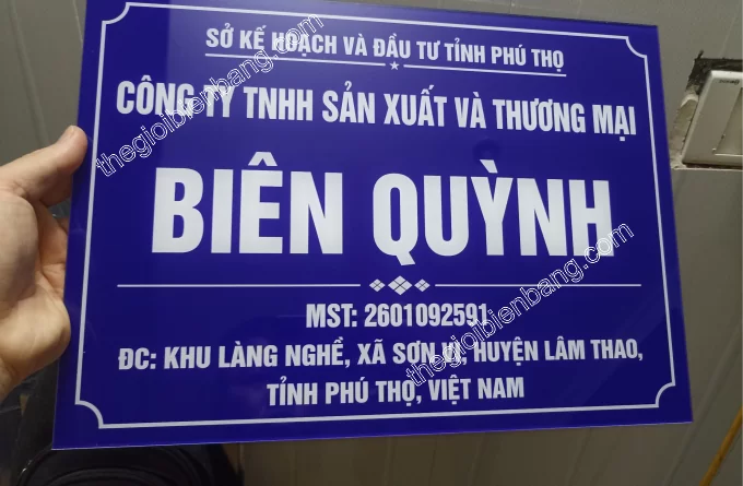 biển mica công ty biên quỳnh